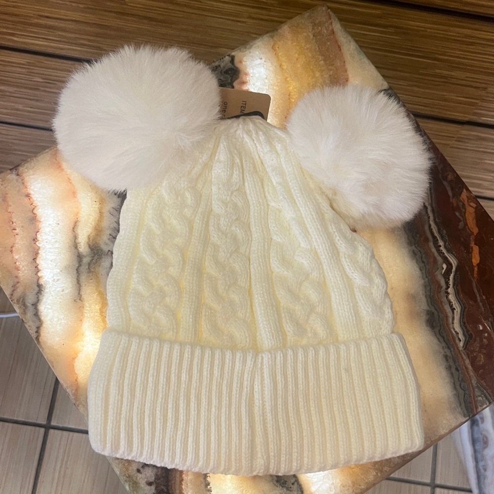 Hat - Picture 3 of 4